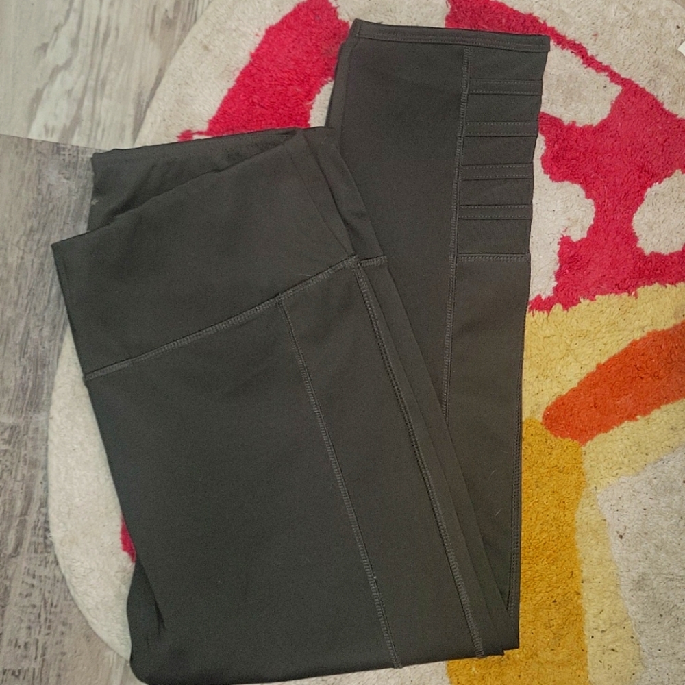 Cropped Leggings